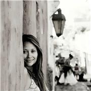 Profesora y Licenciada en Psicologia. Magister en Salud mental